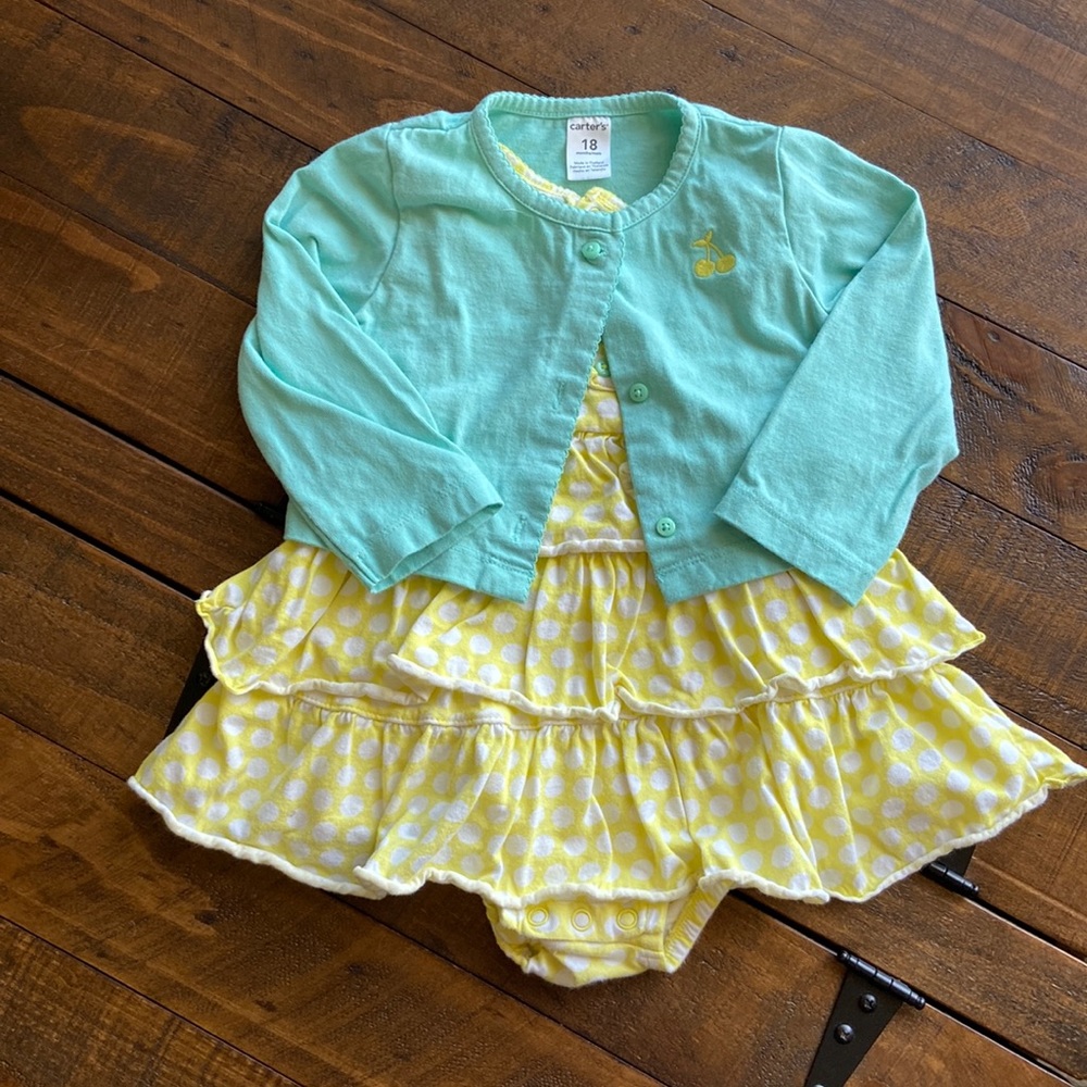 COPY - ❤️ Carter’s Toddler Dress with sweater. Size 18mo 98